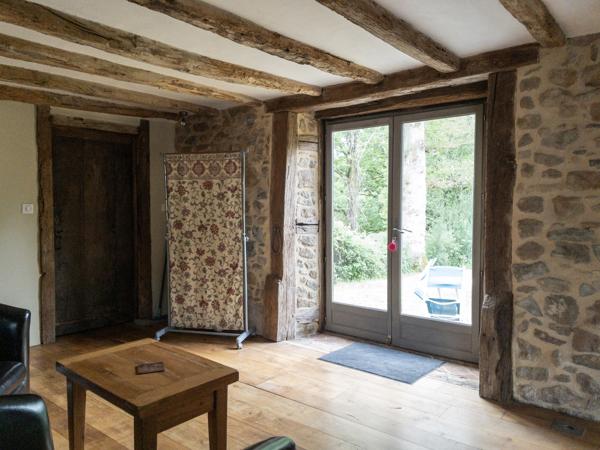 Maison à vendre à Terres-de-Haute-Charente (16270) - Charente