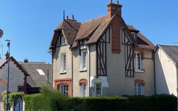 Maison à vendre    2 pièces • 135 m2 Dives-sur-Mer