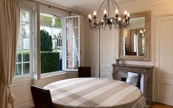 Maison à vendre    2 pièces • 135 m2 Dives-sur-Mer