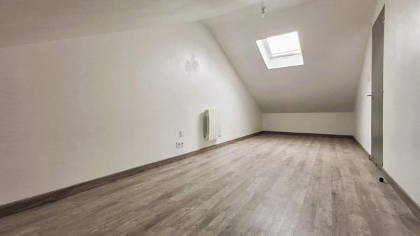 MAISON DE VILLE 3 PIECES-- CREPY-EN -VALOIS 60800