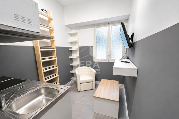 À VENDRE - CHAMBRE DE BONNE - Marseille PERIER 13008