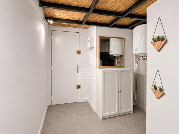 À VENDRE - CHAMBRE DE BONNE - Marseille PERIER 13008