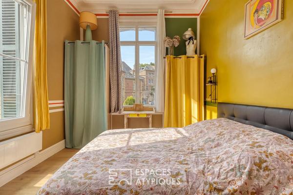 Appartement de charme avec balcon dans une maison de maître