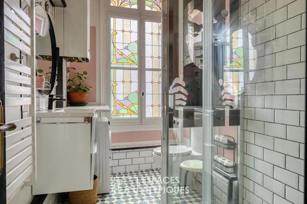 Appartement de charme avec balcon dans une maison de maître
