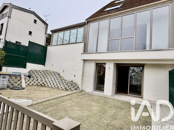 Maison à vendre 6 pièces 146 m² Rueil-Malmaison