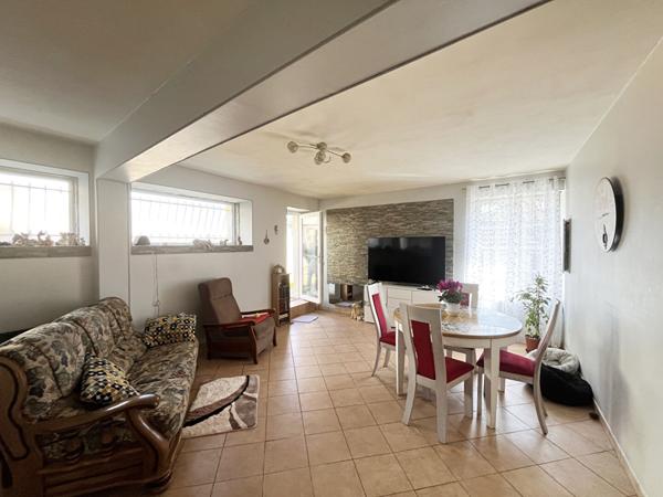 Appartement avec jardin, proche DOURDAN !