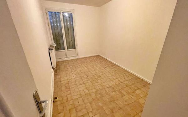 Appartement à vendre    3 pièces • 55,07 m2 Clichy-sous-Bois