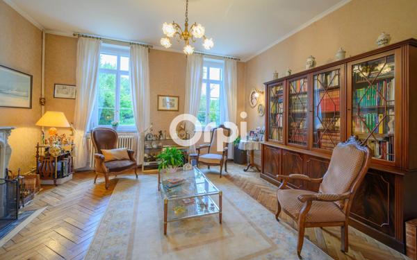 Maison à vendre    6 pièces • 269,51 m2 Lallaing