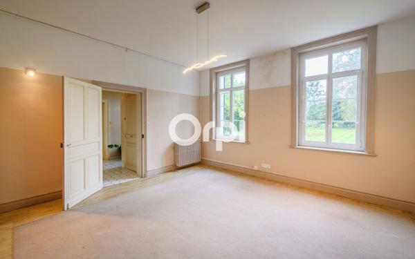 Maison à vendre    6 pièces • 269,51 m2 Lallaing