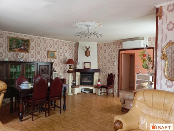 maison de plein pied avec 2 chambres et un bureau