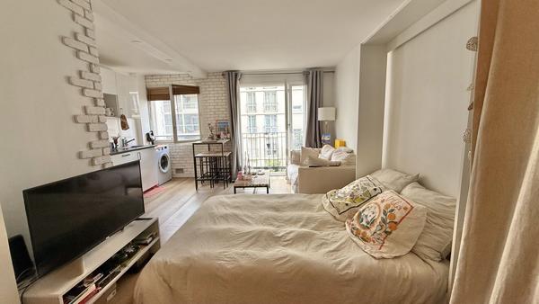 STUDIO  29 m2  avec cave