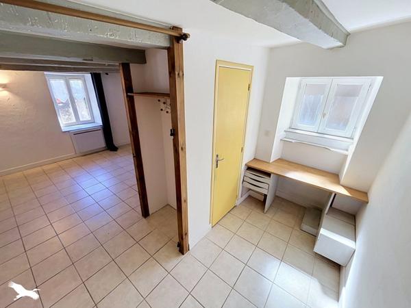 Maison à vendre 75 936 € La Châtre 2 p 70 m² DPE D