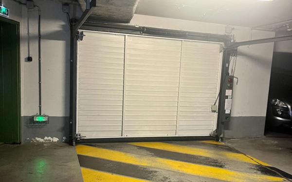 Stationnement à louer    12,50 m2 Boulogne-Billancourt