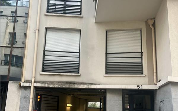 Stationnement à louer    12,50 m2 Boulogne-Billancourt