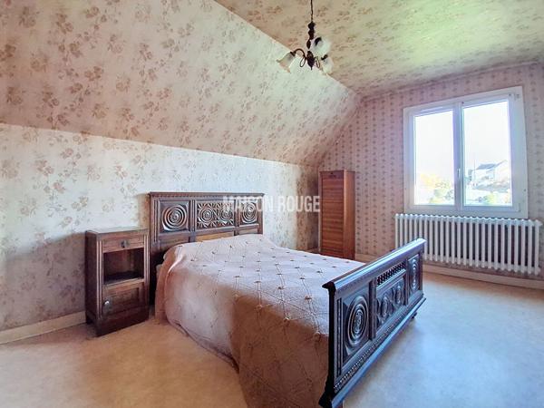 Maison familiale à fort potentiel - Vie plain-pied - Cinq chambres - Sous-sol - PLOUFRAGAN