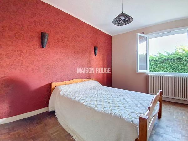 Maison familiale à fort potentiel - Vie plain-pied - Cinq chambres - Sous-sol - PLOUFRAGAN
