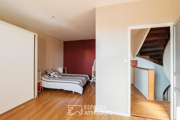 Demeure de caractère avec jardin paysagé et piscine