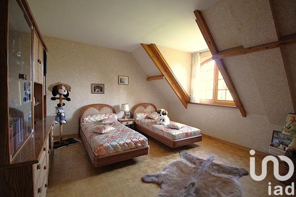 Maison à vendre 7 pièces 185 m² Mandres-les-Roses