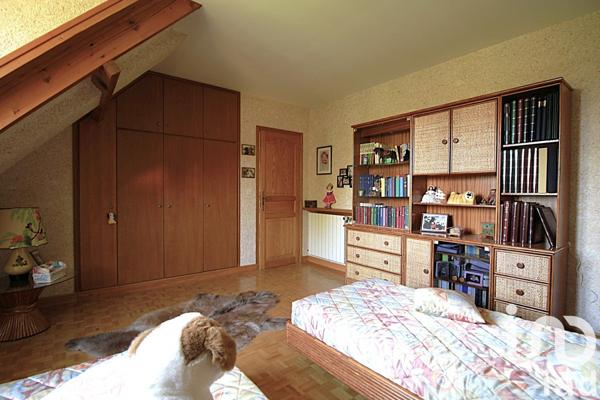 Maison à vendre 7 pièces 185 m² Mandres-les-Roses