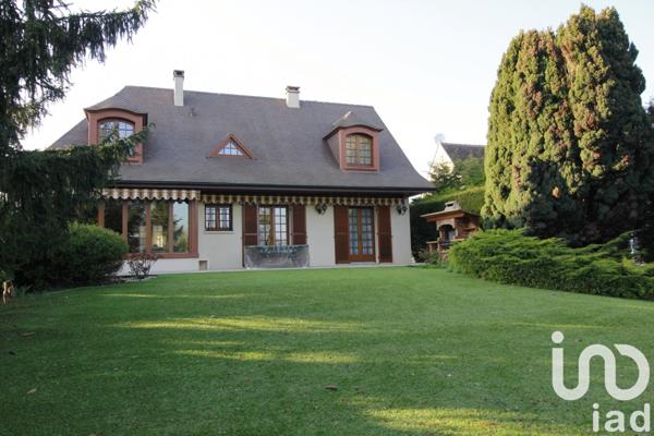 Maison à vendre 7 pièces 185 m² Mandres-les-Roses