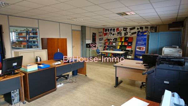 Bureau à vendre 15 pièces de 2 225 m²