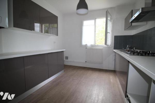 MAISON A VENDRE A LA QUEUE EN BRIE (94) 