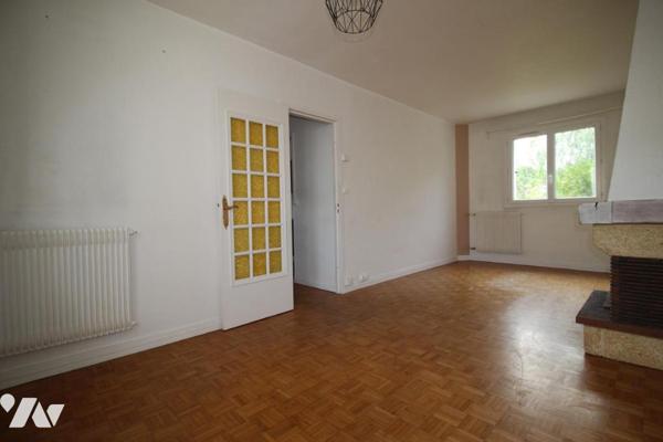 MAISON A VENDRE A LA QUEUE EN BRIE (94) 