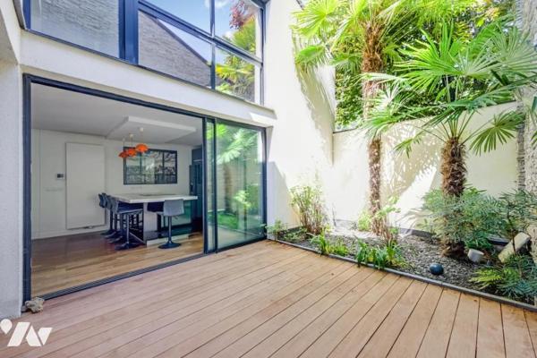 Maison 5 chambres et 4 parkings