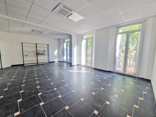 Location Local commercial 1 pièces 59 m2 à Draguignan