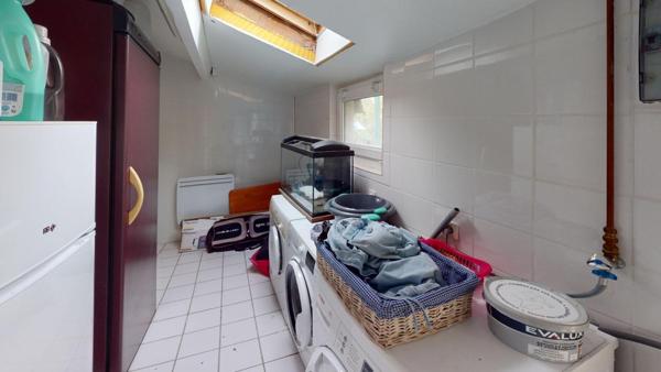 MAISON ATYPIQUE 4 CHAMBRES  290 000