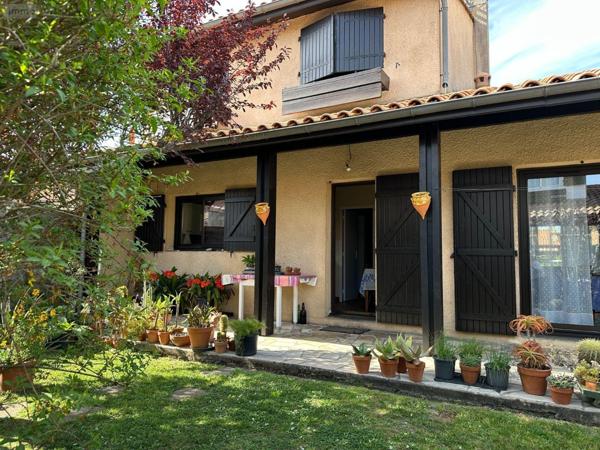 Maison à vendre à Pessac en Gironde (33600), ref : 147/817   
Cap de Bos