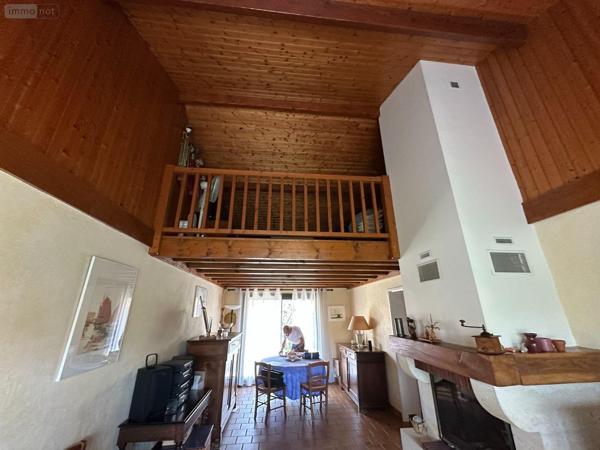 Maison à vendre à Pessac en Gironde (33600), ref : 147/817   
Cap de Bos