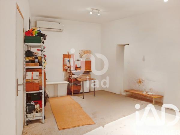 Maison à vendre 4 pièces 130 m² Estézargues