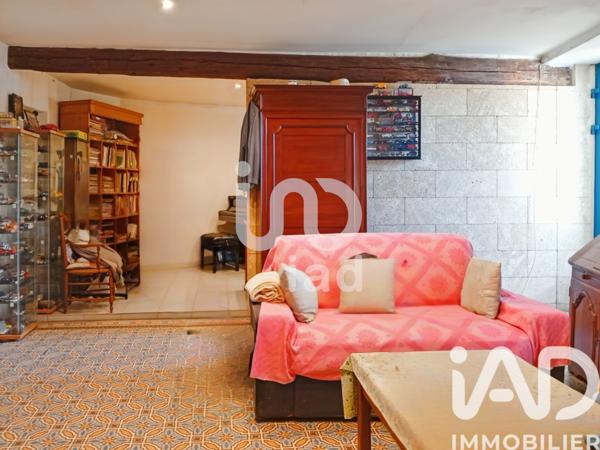 Maison à vendre 4 pièces 130 m² Estézargues
