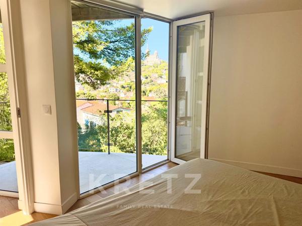 Marseille 7è Roucas Blanc - maison d'architecte avec piscine