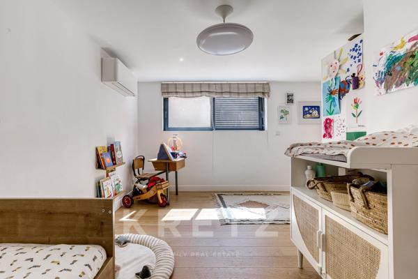 Marseille 7è Roucas Blanc - maison d'architecte avec piscine