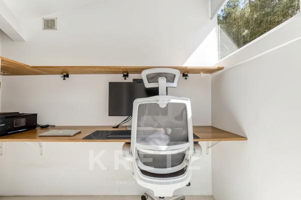 Marseille 7è Roucas Blanc - maison d'architecte avec piscine
