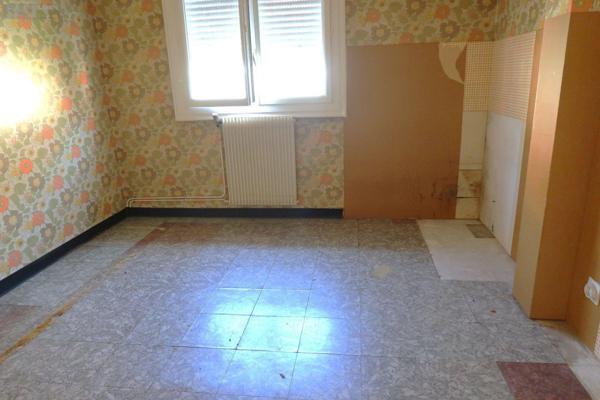 Pavillon à vendre à Châtellerault dans la Vienne (86100), ref : 86024-MAIS2383   
Centre-ville