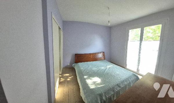 Saint Pierre Montlimart, un pavillon sur sous sol avec étage, comprenant cinq chambres