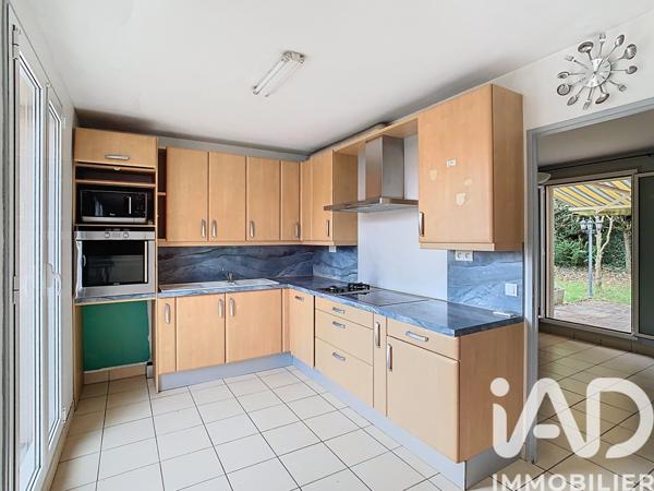 Maison à vendre 6 pièces 120 m² Viry-Châtillon