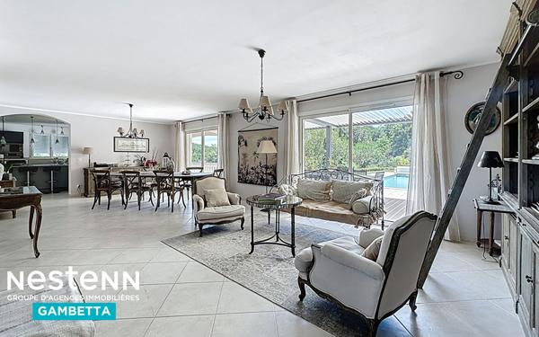 Maison a vendre au FAU a Montauban(82) 5 chambres, piscine, garages