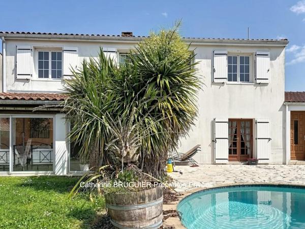 Grande maison familiale 205 m2 - 5 chambres - Secteur recherché aux portes de La Rochelle