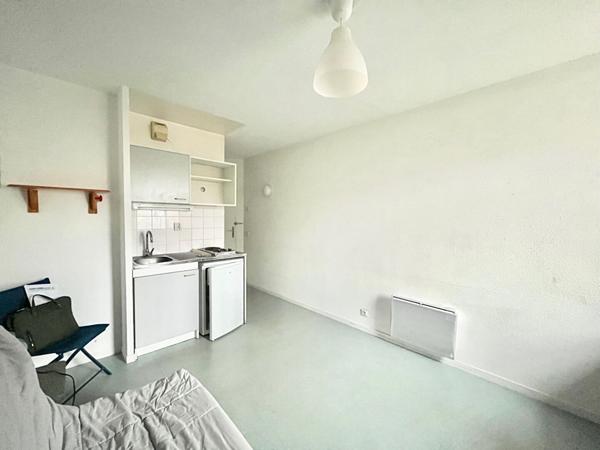 Appartement Caen 1 pièce(s) 17,88 m2 - résidence sécurisée - commodités salle de sport - laverie - ascenseur