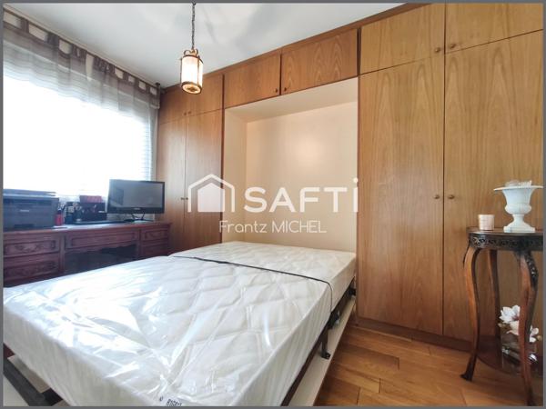 Sur les quais du port de plaisance de Caen !