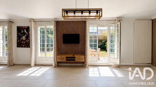 Maison à vendre 6 pièces 161 m² Longjumeau