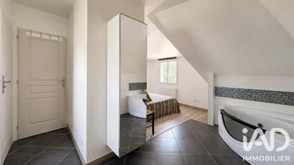 Maison à vendre 6 pièces 161 m² Longjumeau
