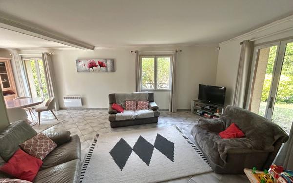 Maison à vendre    6 pièces • 160 m2 Mériel