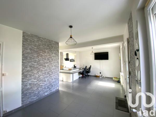 Maison à vendre 5 pièces 71 m² Saint-Léger-du-Bourg-Denis