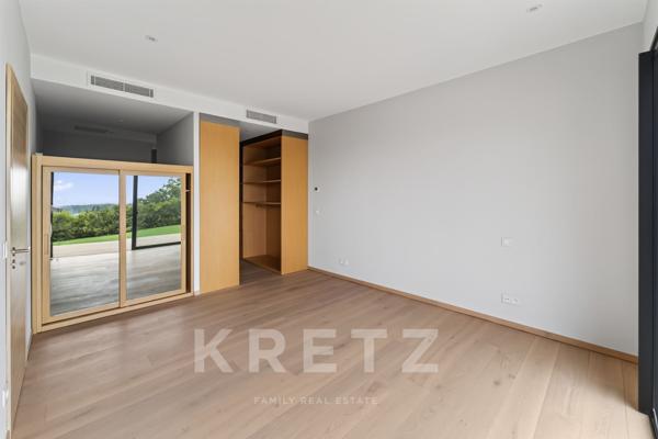Maison californienne de 200m2 avec vue panoramique - Les Angles (Provence)
