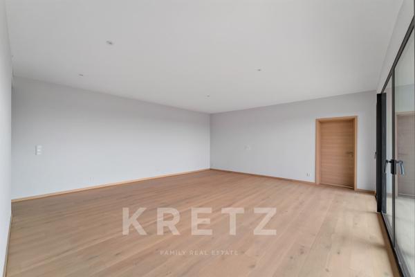 Maison californienne de 200m2 avec vue panoramique - Les Angles (Provence)